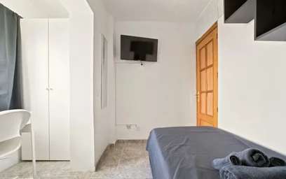 Privatzimmer in der Av. de las Ciudades, bild 2 von 16
