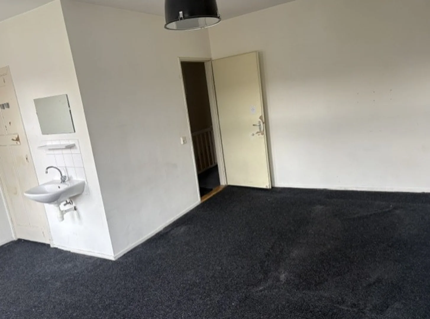 Habitación acogedora para estudiantes disponible en 