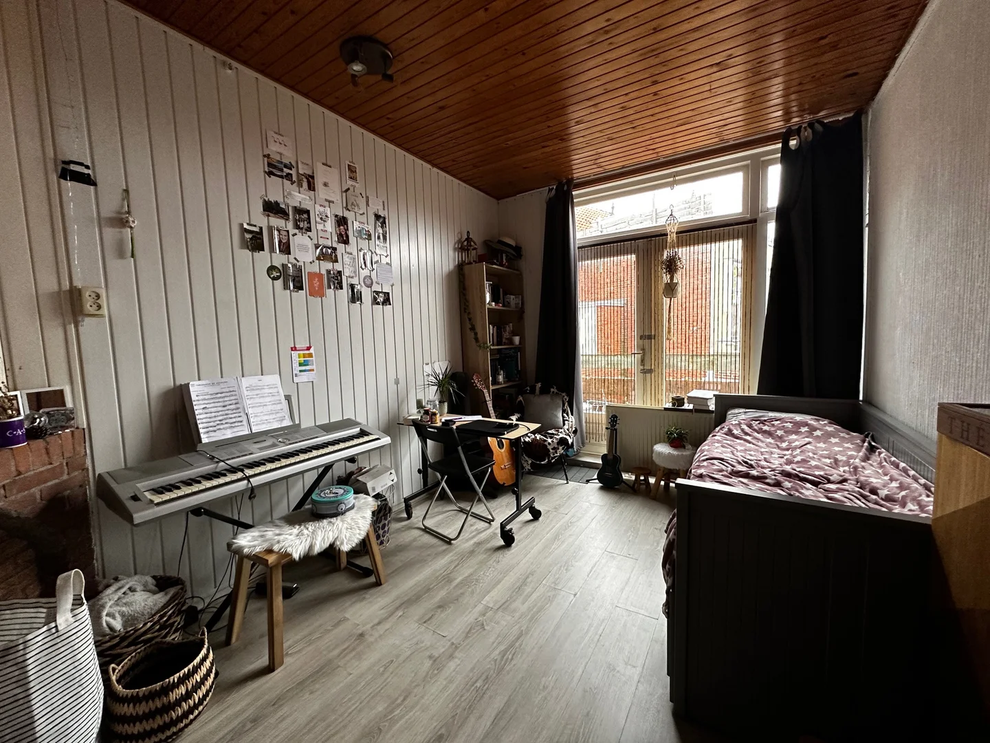 Habitación estudiantil económica cerca del campus en 