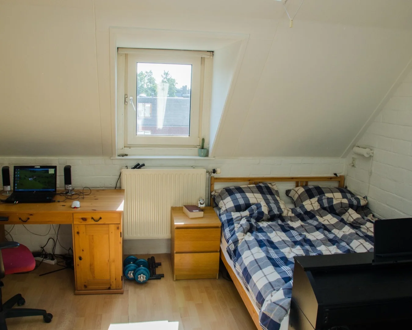 Quarto acolhedor para estudantes disponível em 
