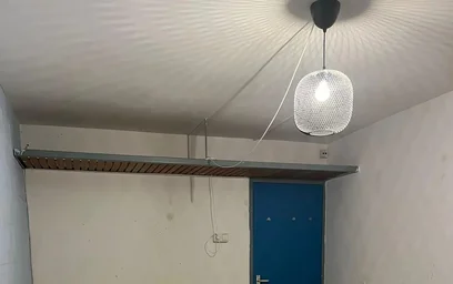 Bright private room in {area}