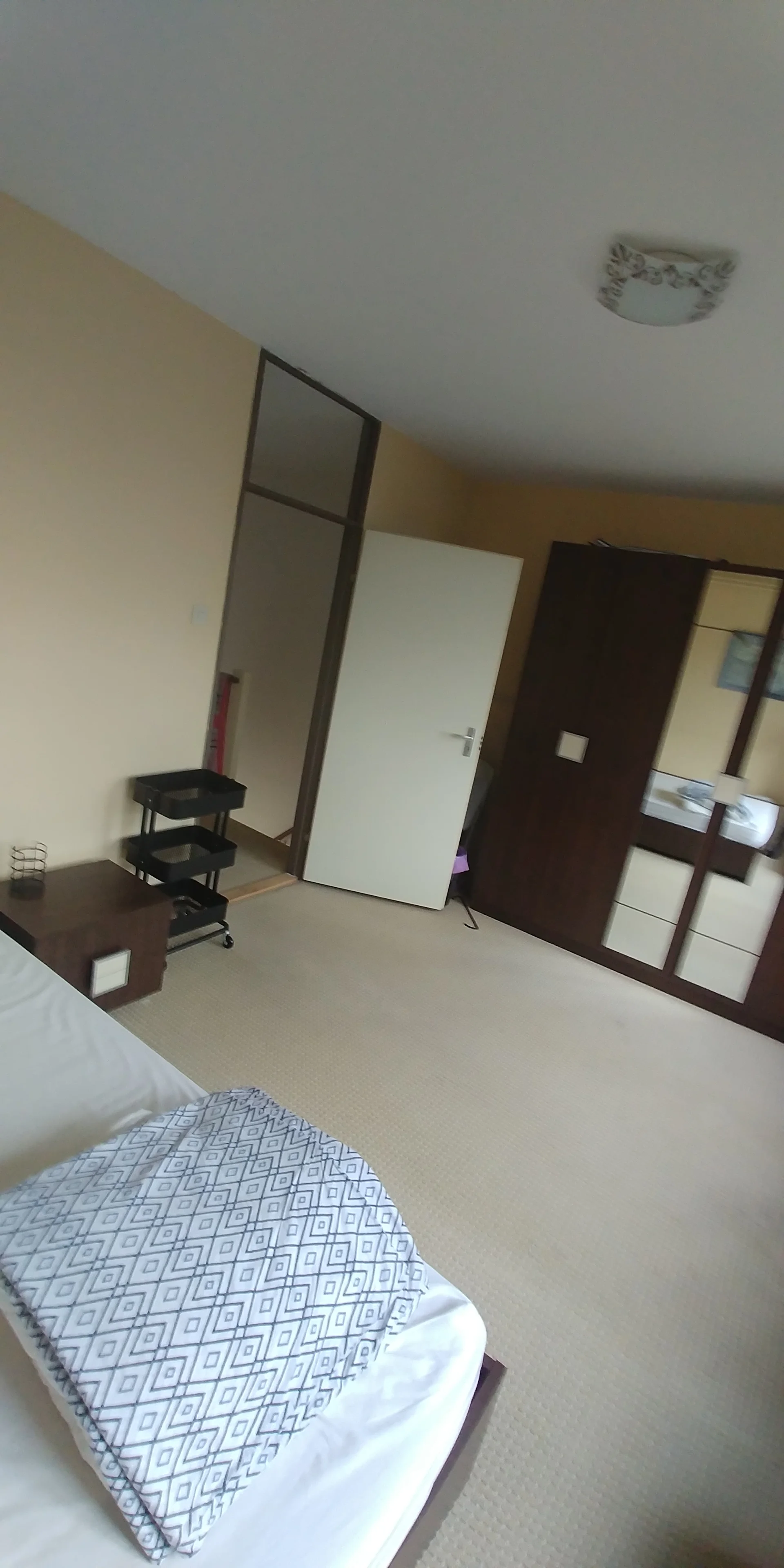 Habitación en apartamento estudiantil en alquiler en , completamente amueblado