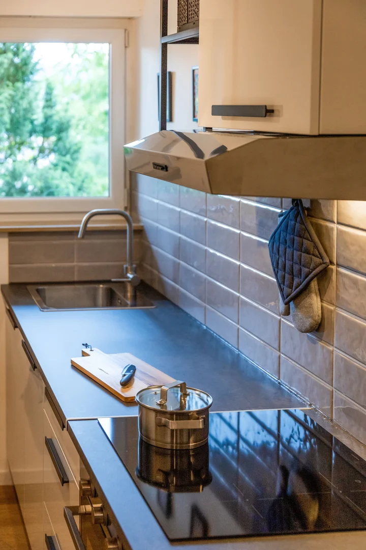 Habitación acogedora para estudiantes disponible en