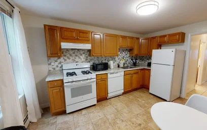Chambre à louer dans un appartement en colocation à {area}