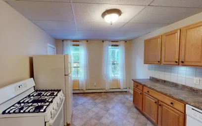 Chambre à louer dans un appartement en colocation à {area}