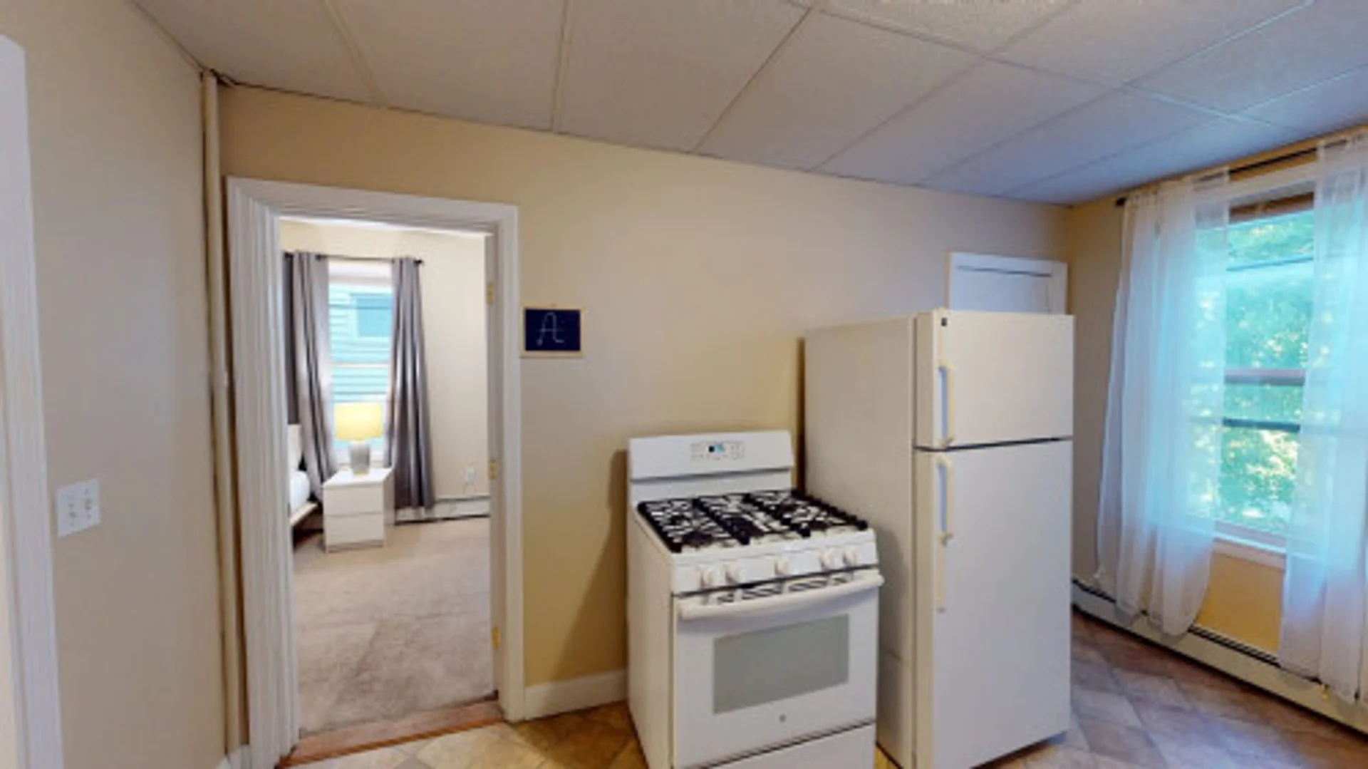 Chambre d'étudiant économique avec emplacement pratique dans 