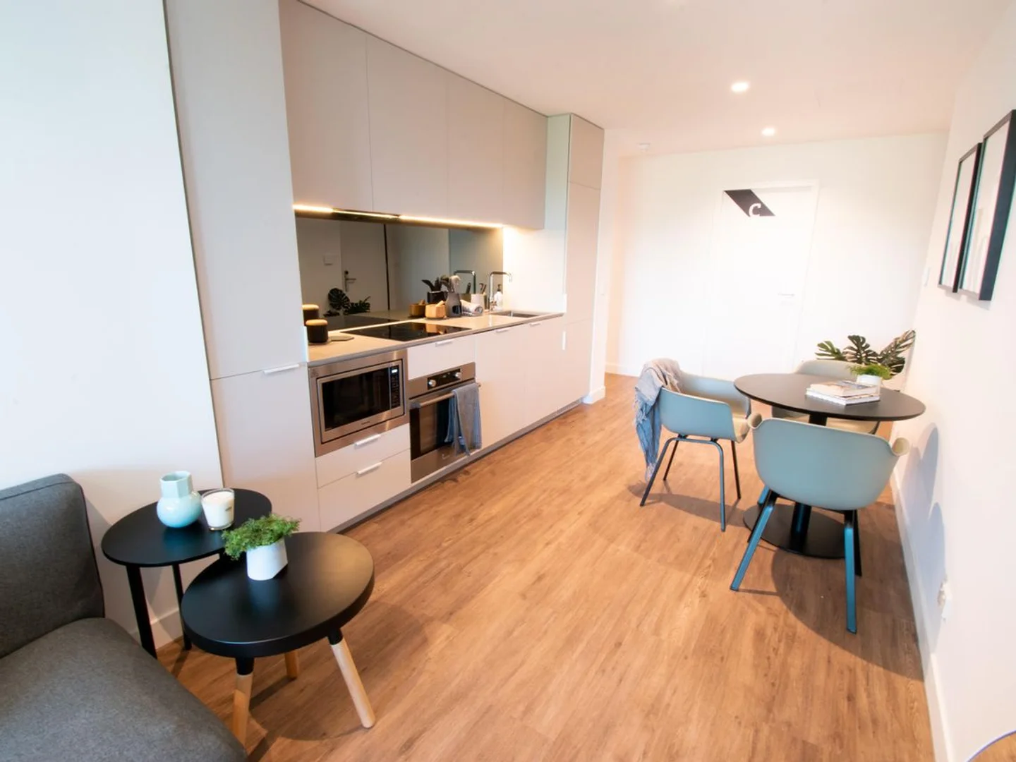 145 Berkeley St, Melbourne VIC 3000, Australia