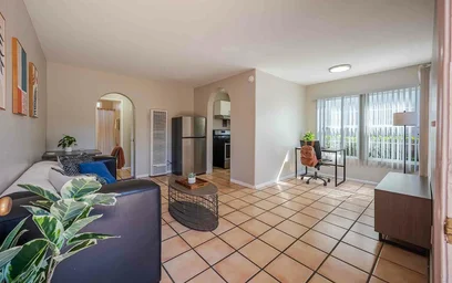 Gesamte Unterkunft im Wohnheim in der 6563 Trigo Rd. , Goleta, United States, bild 12 von 27