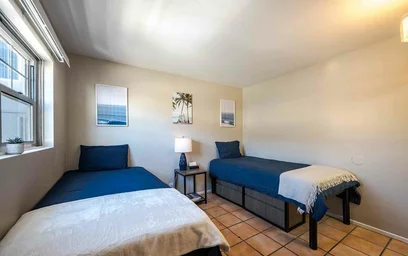 Gesamte Unterkunft im Wohnheim in der 6563 Trigo Rd. , Goleta, United States, bild 17 von 27