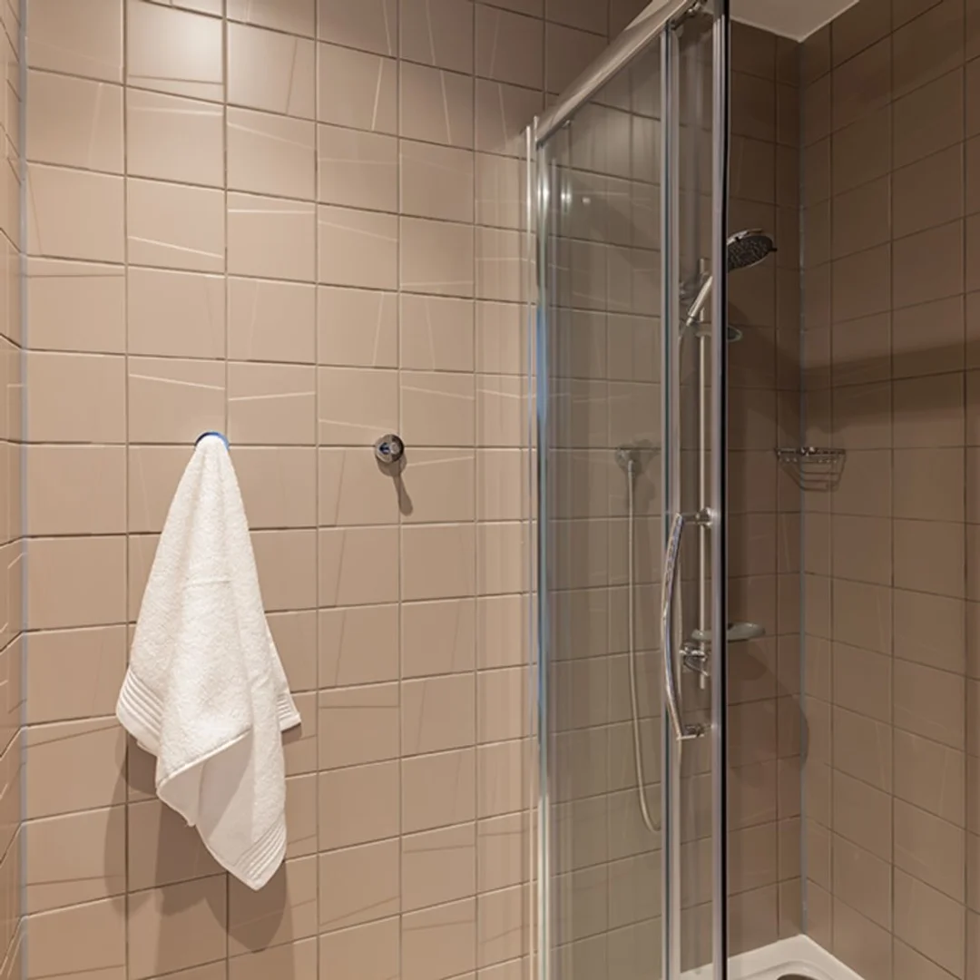 'de etkili düzene sahip minimalist öğrenci stüdyosu