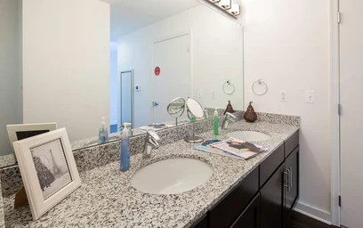 Apartamento inteiro em residência em 929 N Wolfe St, Baltimore, MD, 21205, US, imagem 25 de 49