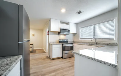 Entire apartment in residence at Street, TX, Houston, United States, 77013, image 6 of 14