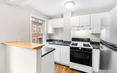 Logement entier en résidence à 31, Soley St., Unit 2, Charlestown, Boston, MA, 02129, image 13 de 16
