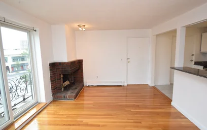 Logement entier en résidence à 135, Inman St., Unit 12a, Inman Square, Cambridge, MA, 02139, image 10 de 15