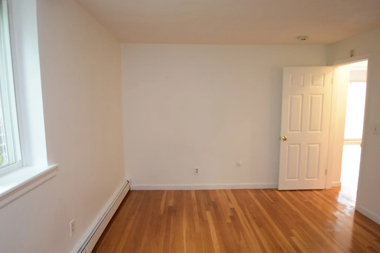 135, Inman St., Unit 12a, Inman Square, Cambridge, MA, 02139
