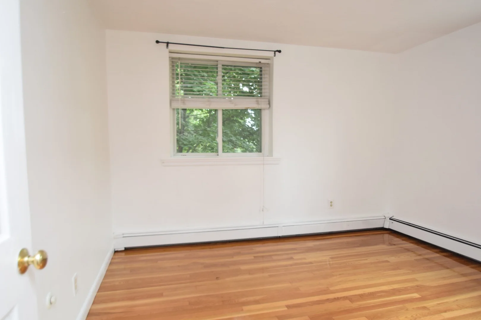 135, Inman St., Unit 12a, Inman Square, Cambridge, MA, 02139