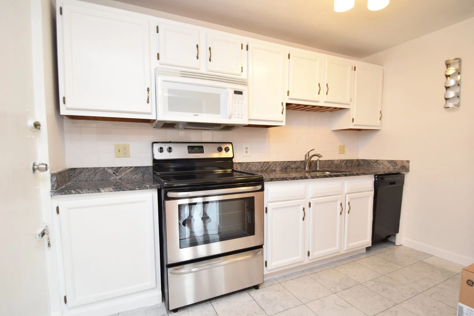 135, Inman St., Unit 12a, Inman Square, Cambridge, MA, 02139