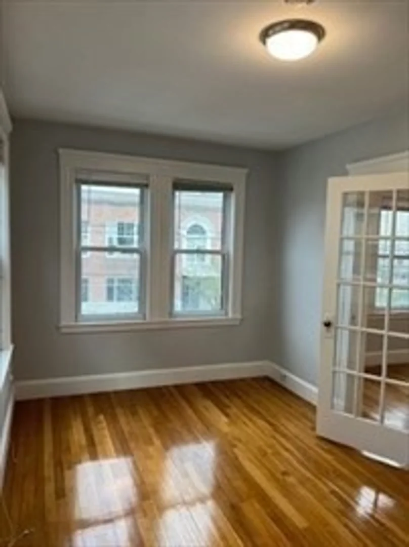 59-61, Beechcroft St., Unit 2, Brighton, Boston, MA, 02135