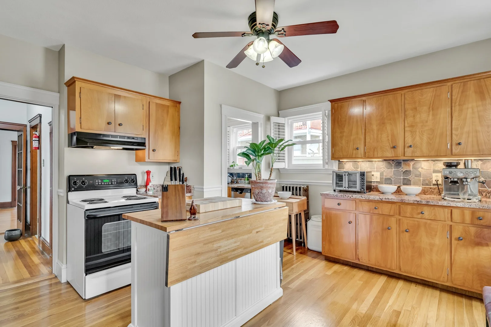 14, Lilian, Unit 1, East Boston, Boston, MA, 02128