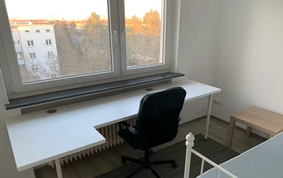Günstiges Privatzimmer in {area}