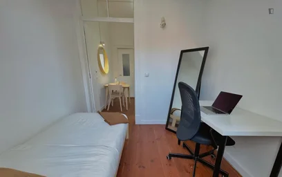 Apartamento inteiro em Rua da Indústria, imagem 12 de 15