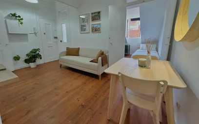 Apartamento inteiro em Rua da Indústria, imagem 6 de 15