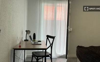 Privatzimmer in der Carrer Doctor Buades, bild 5 von 19
