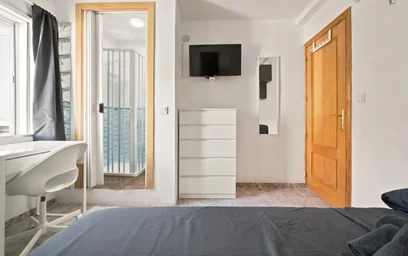 Privatzimmer in der Av. de las Ciudades, bild 2 von 16