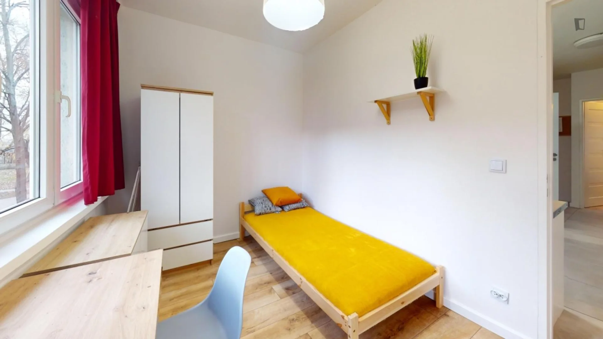 Habitación para estudiantes en  con modernas comodidades