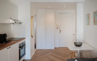 Studio at Rue Georges Clemenceau, image 2 of 31