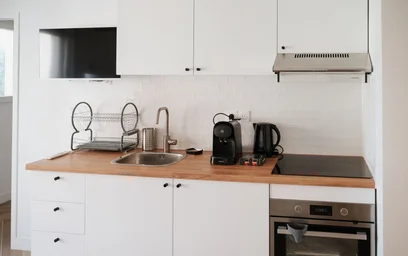 Studio at Rue Georges Clemenceau, image 11 of 31