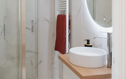Studio at Rue Georges Clemenceau, image 25 of 31
