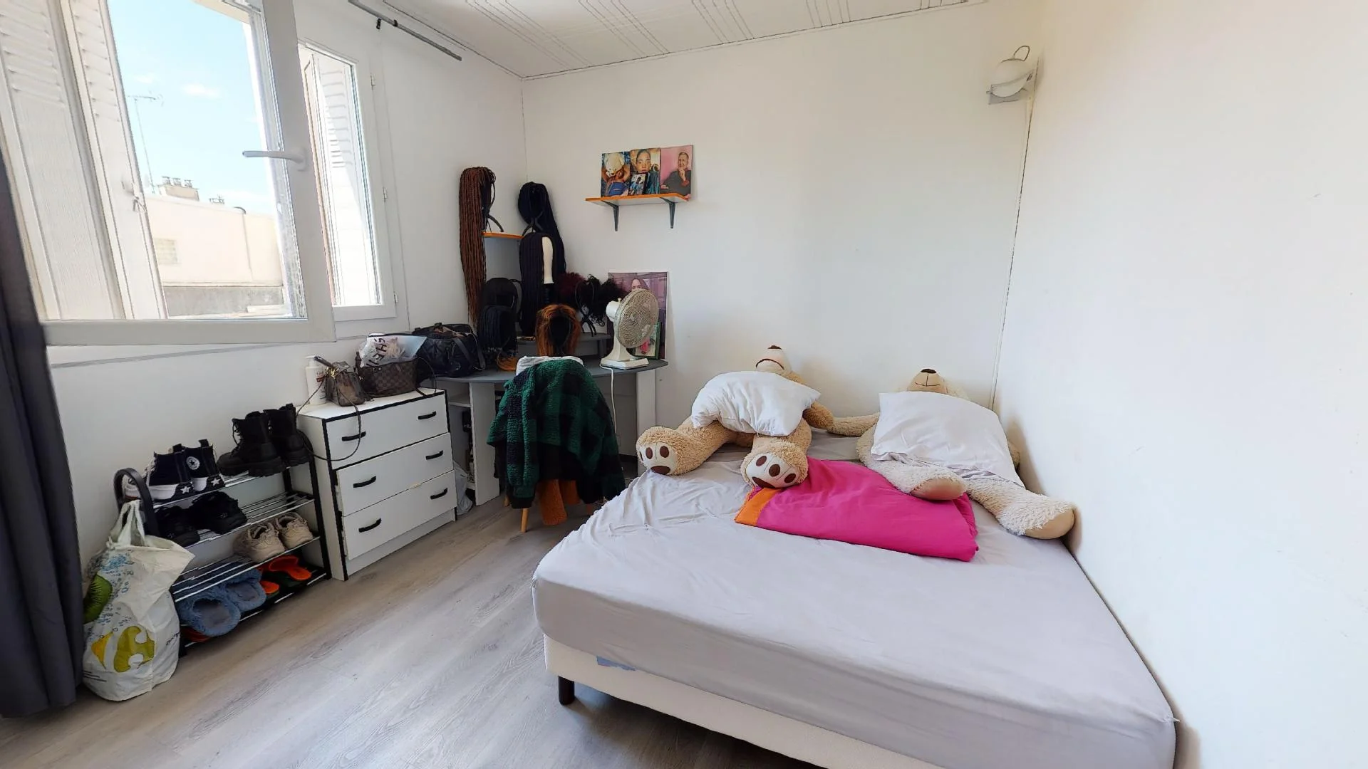 Habitación asequible para estudiantes con buena iluminación en 
