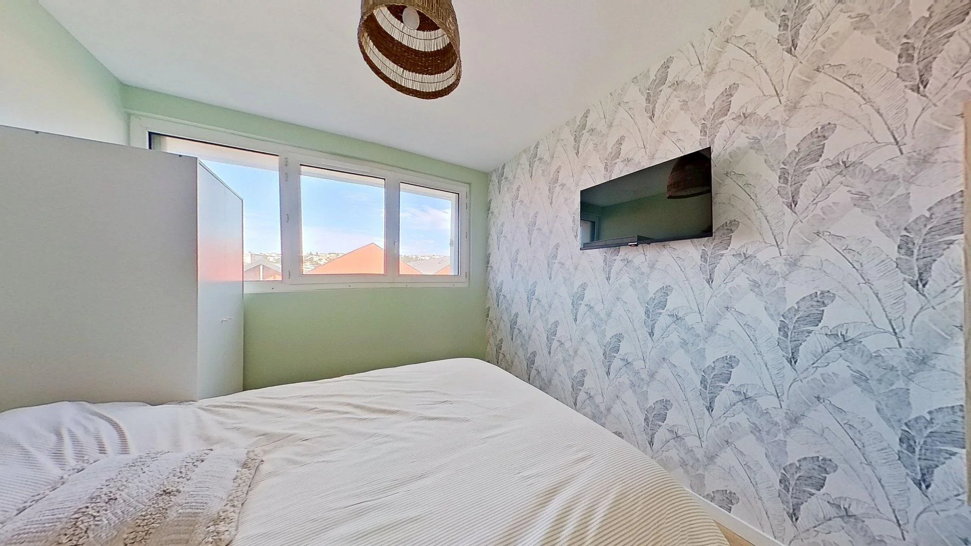 Affordable room for students with ample lighting in