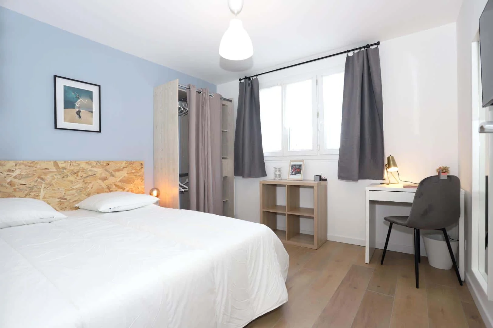 Chambre d'étudiant confortable et spacieuse dans 