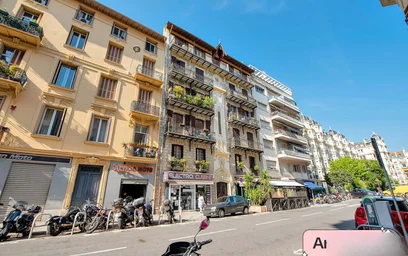 Entire apartment at 10 Rue Clément Roassal, 06000 Nice, France, image 2 of 9