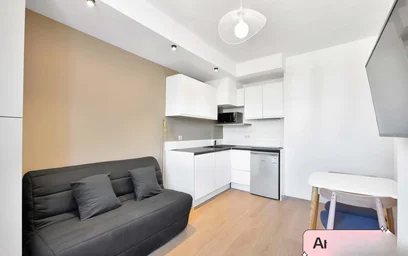 Entire apartment at 10 Rue Clément Roassal, 06000 Nice, France, image 5 of 9