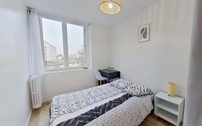 Chambre privée à Angle de la rue d auge et de la, 7 Rue Sainte-Paix, 14000 Caen, France, image 3 de 26