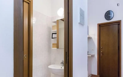 Entire apartment at Via Perugino, image 27 of 29