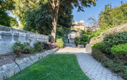 Appartamento intero in Rua de Dom Manuel II, immagine 25 di 35