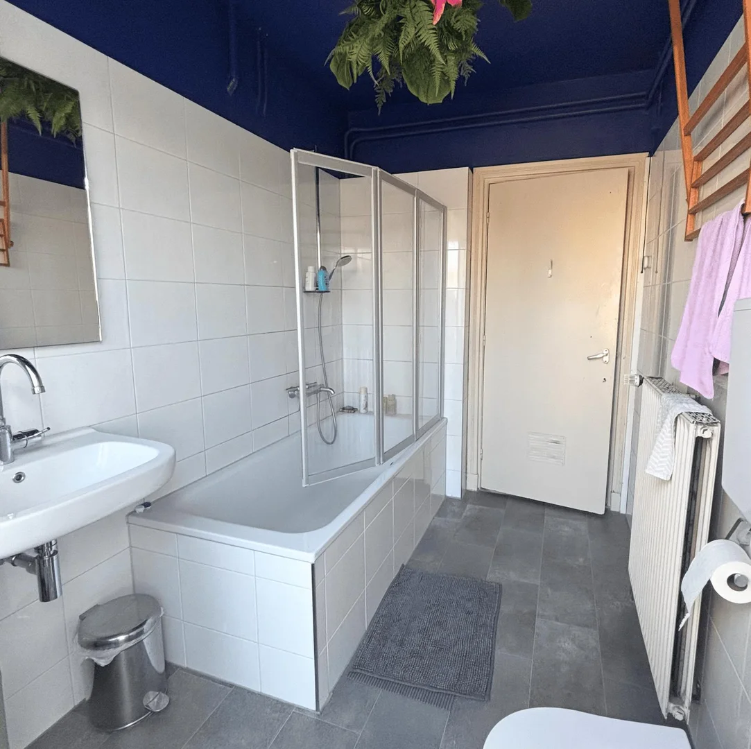 Habitación estudiantil económica con ubicación conveniente en 