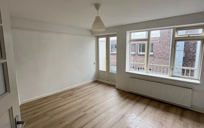Moderne und helle Wohnung in {area}