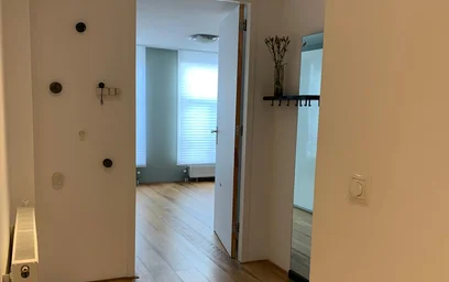 Alojamiento con 3 habitaciones en {area}