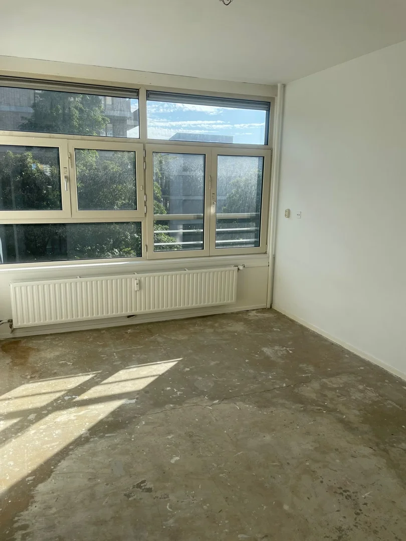 Praktisches Studio in , das auf die Bedürfnisse von Studenten zugeschnitten ist