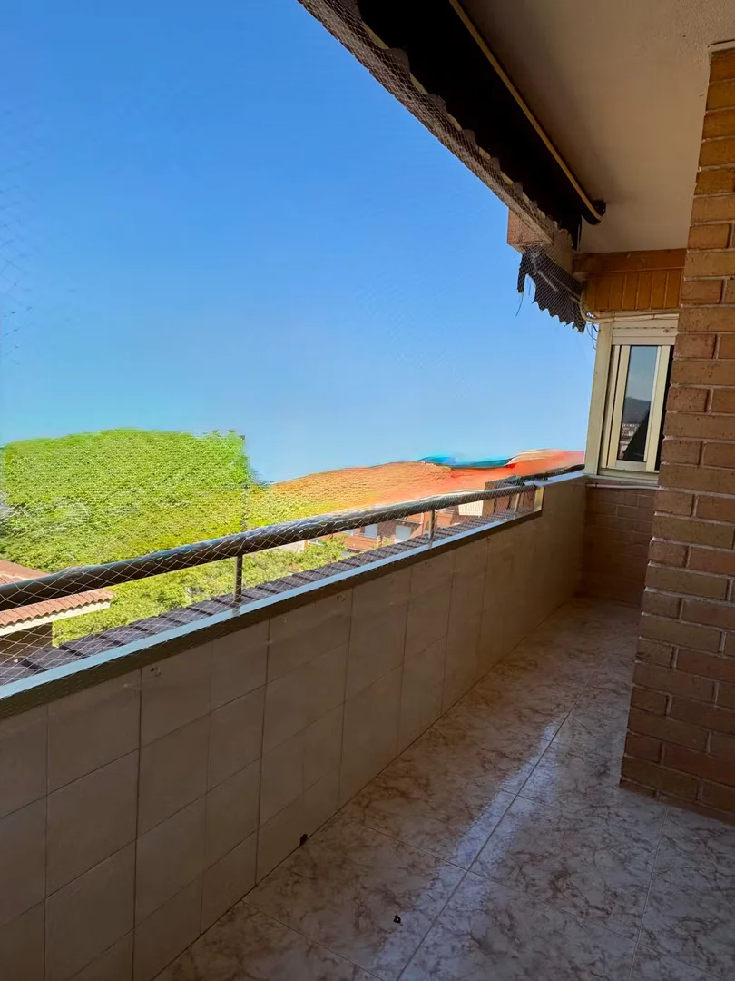 Habitación asequible para estudiantes con buena iluminación en 