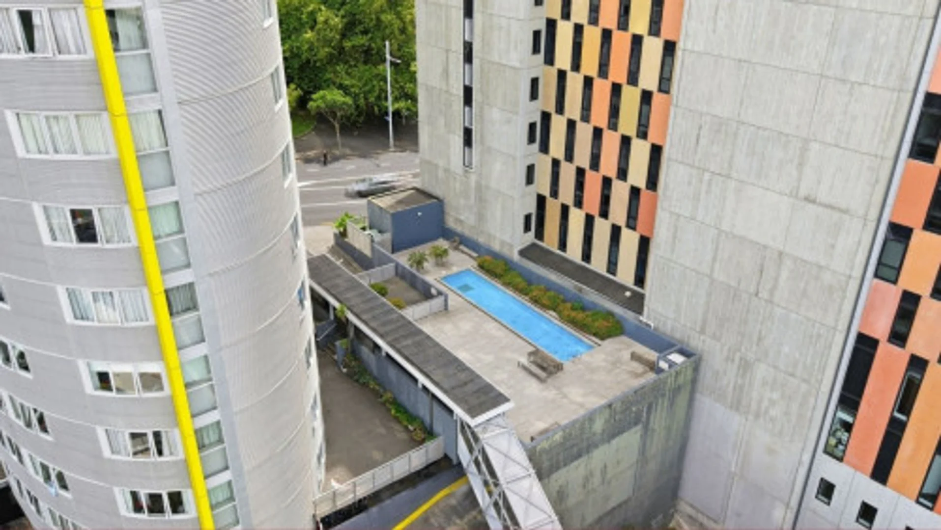 Room for rent in student apartment in , fully furnished
