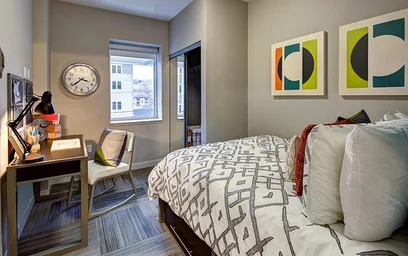 Apartamento inteiro em residência em 404 University Ave, Syracuse, NY 13210, USA, imagem 2 de 19