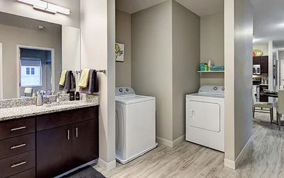 Apartamento inteiro em residência em 404 University Ave, Syracuse, NY 13210, USA, imagem 3 de 19