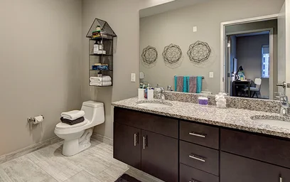 Apartamento inteiro em residência em 404 University Ave, Syracuse, NY 13210, USA, imagem 7 de 19