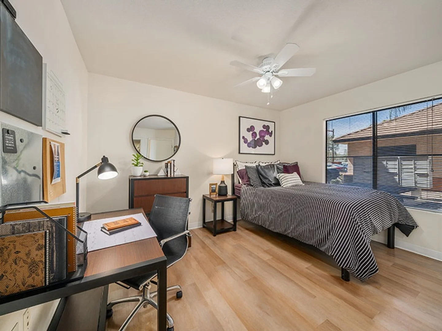 1 W University Blvd, Tucson, AZ 85705, USA 